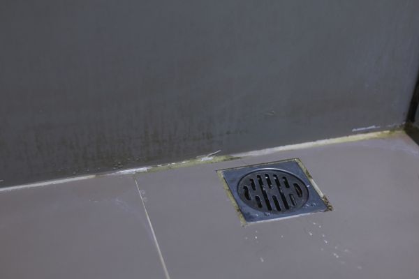 Cost of Bathroom Drain Installation in Layton