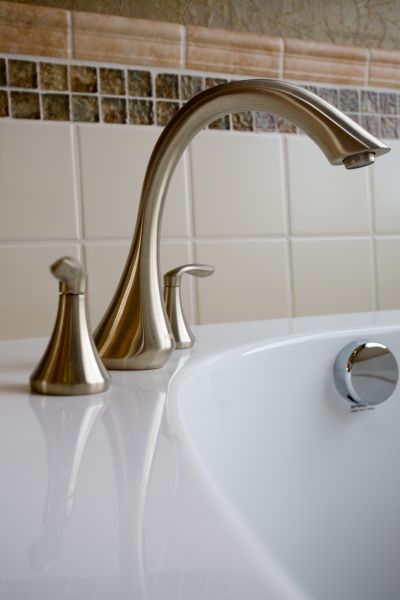 Bathtub Faucet Repair in Layton