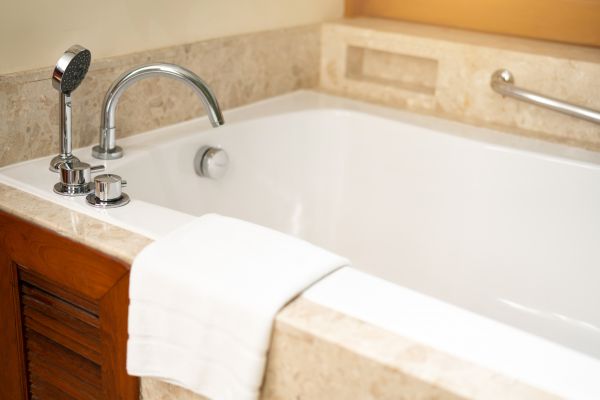 Tub Faucet Repair in Layton
