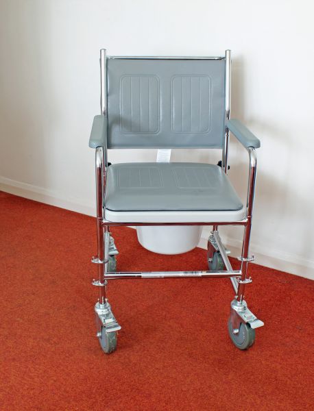 Cost of Commode Replacement in Layton